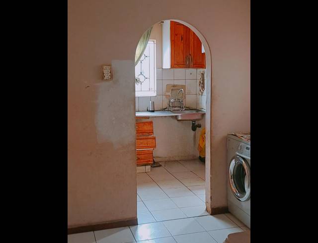 3 BEDROOM FREESTANDING FOR SALE IN PANORAMA GARDENS